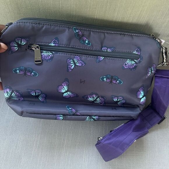 Lug Flare Butterfly Concord Crossbody Bag - Picture 6 of 12